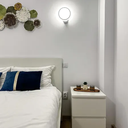 Superior One Bedroom Unirii Square *