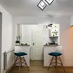 Superior One Bedroom Unirii Square *